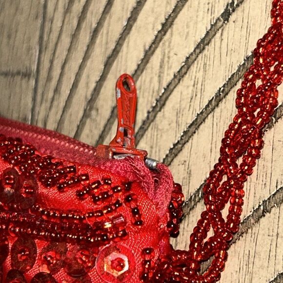 Heirloom Red Hot π Walborg Evening Purse π sparkle π & shineβπͺ© 1970s style! - Picture 8 of 17